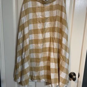 Tan and white checkered linen skirt